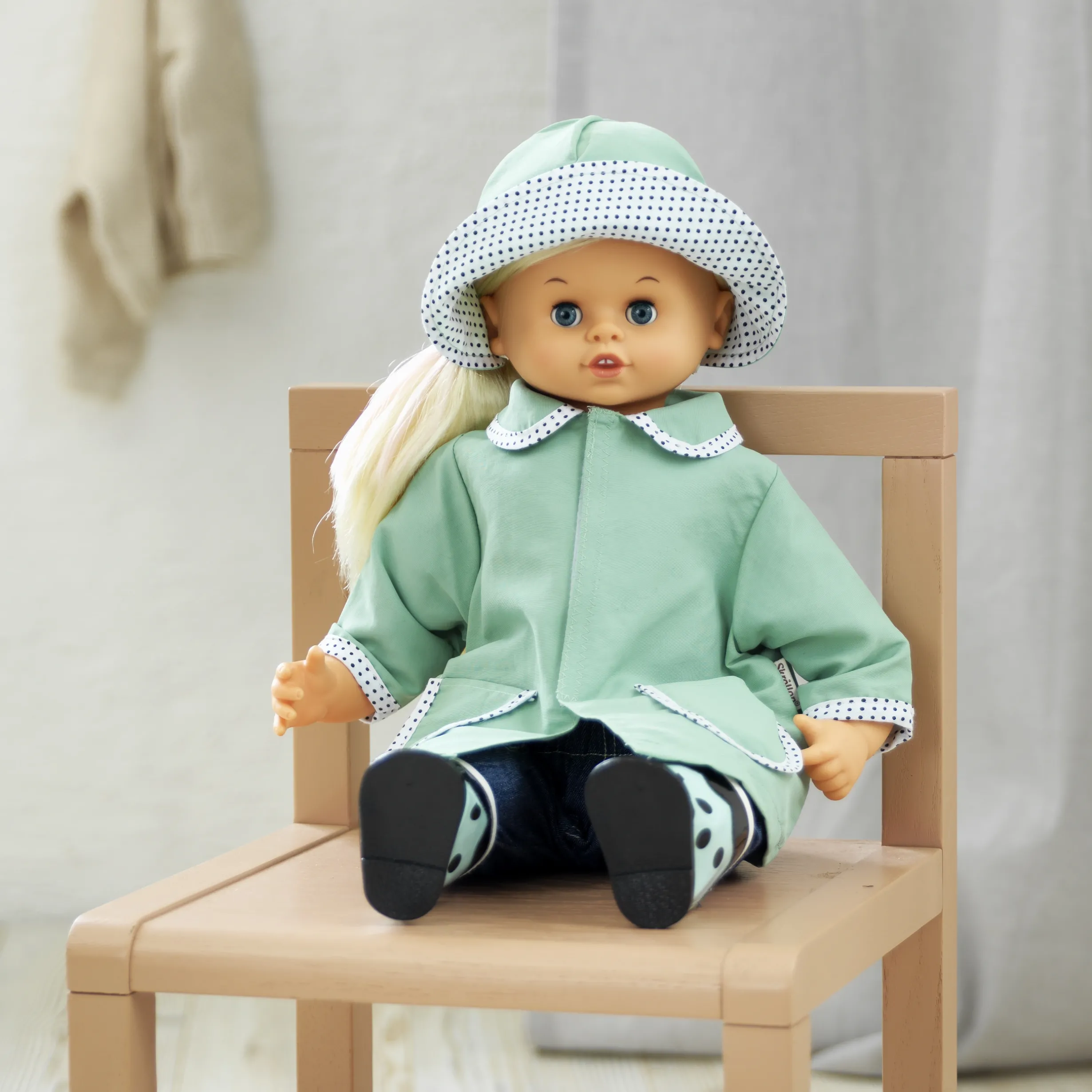 DOCKKLÄDER REGNJACKA & HATT 41-46 CM