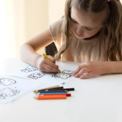 HELLO KITTY NYCKELRING MED KRYMPPLAST