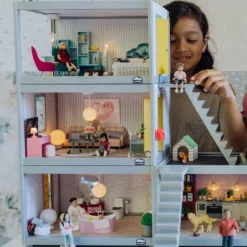 LUNDBY DOCKHUSMÖBLER BOKHYLLESET