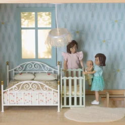 LUNDBY DOCKHUSMÖBLER SPJÄLSÄNG & SKÖTBORD